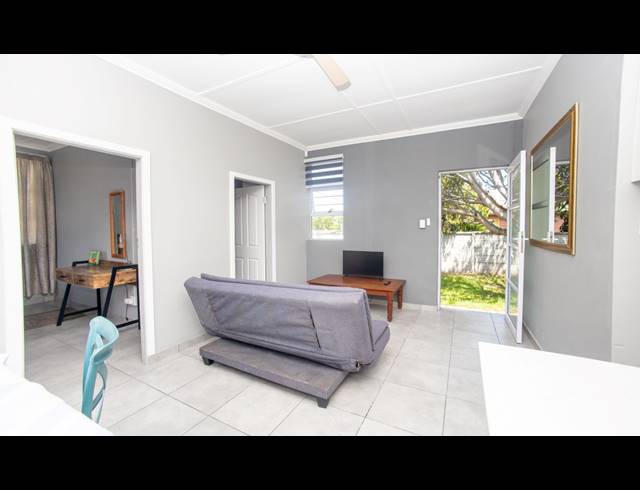 2 BEDROOM HOUSE FOR SALE IN WILLOW PARK